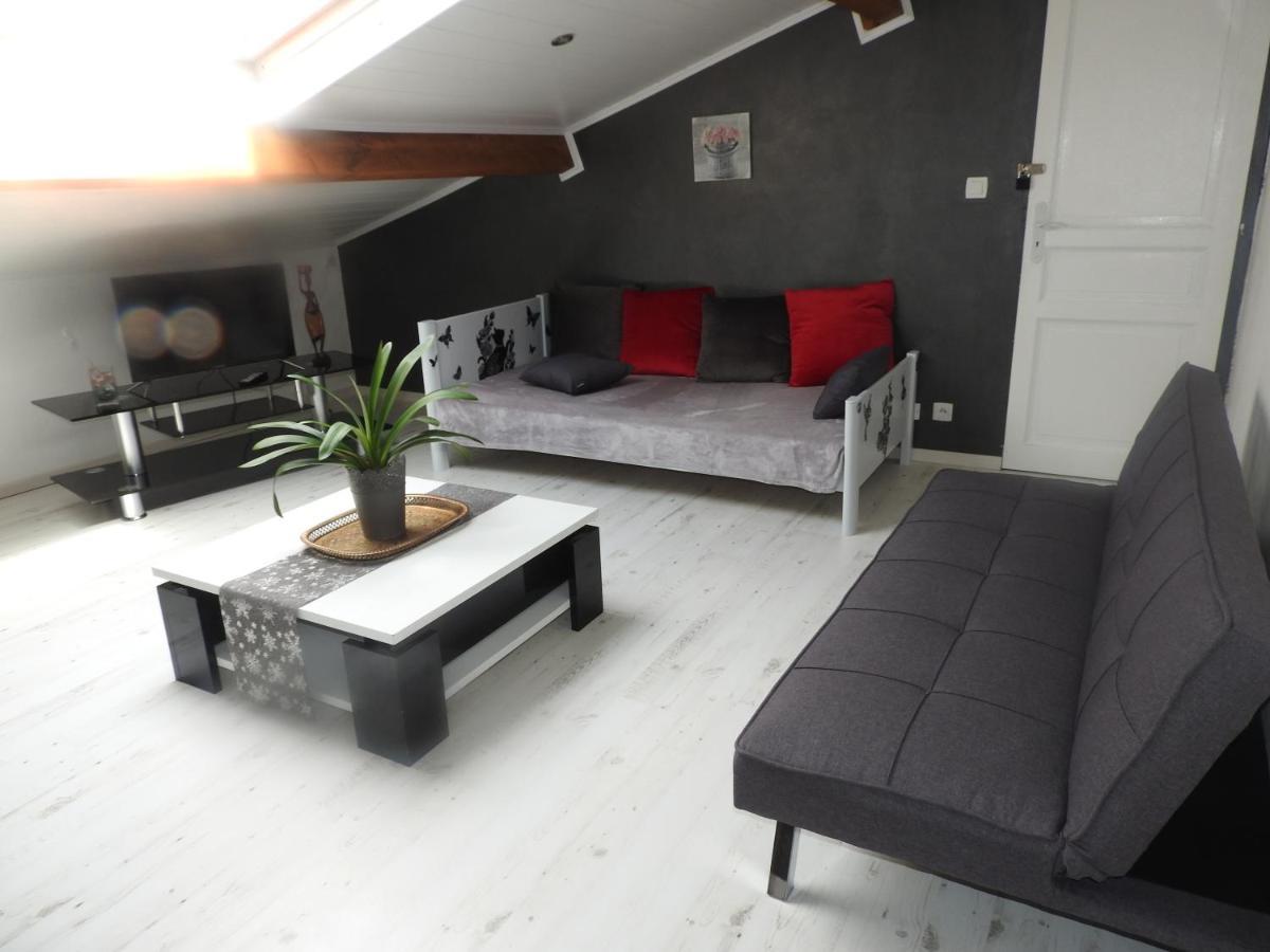 Appartement Mansarde Et Climatise 50 M2 Pompignan  Eksteriør bilde